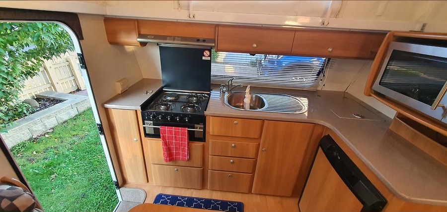 2010 Jayco Discovery photo 4