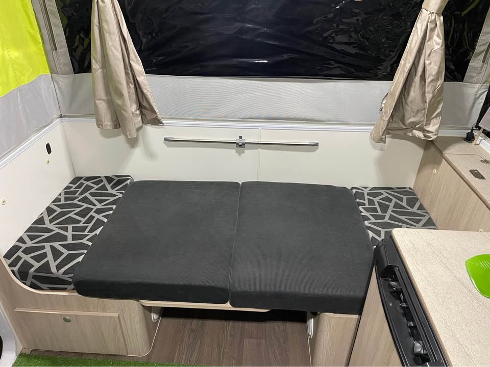 2016 Jayco Penguin Outback photo 3