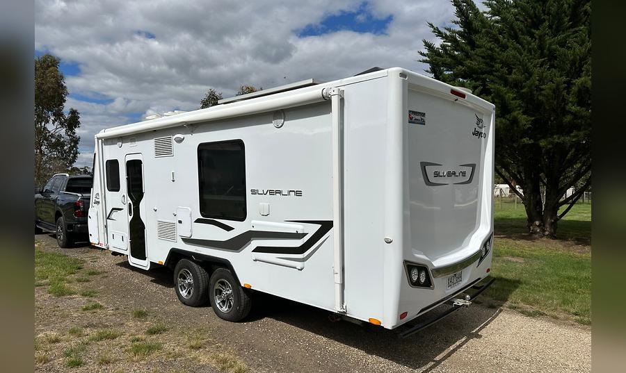 2016 Jayco Silverline photo 2