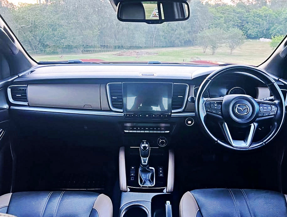 2022 Mazda BT-50 photo 3