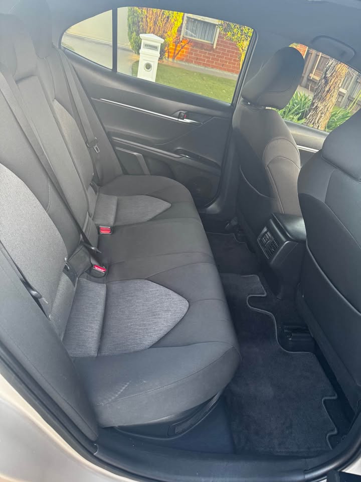 2020 Toyota Camry photo 4