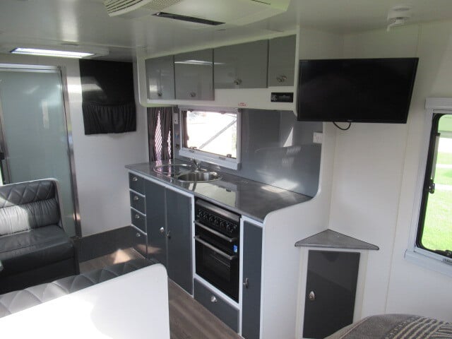 2018 Villa Veronika photo 3